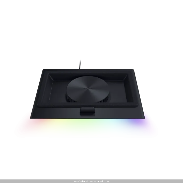 Razer Laptop Cooling Pad - integrierter USB-A-Dock, mit Razer Chroma Beleuchtung